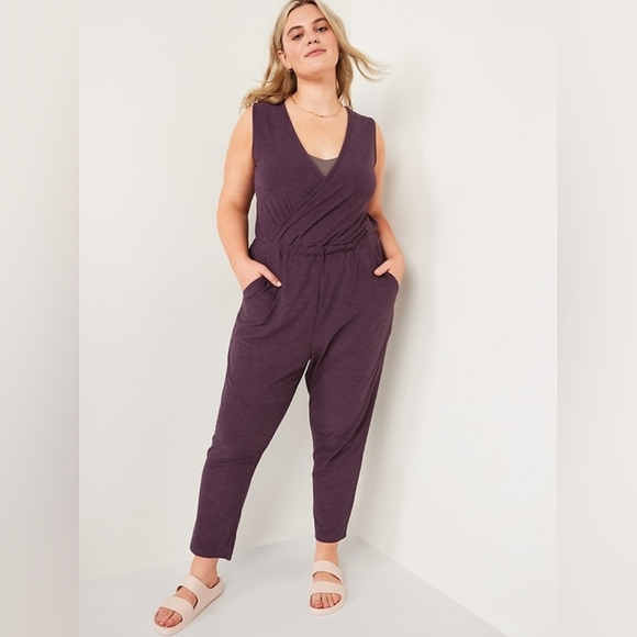 Old Navy Breathe Cross Front Stretch Jumpsuit Purple Sleeveless Size XL Summer - Picture 1 of 8